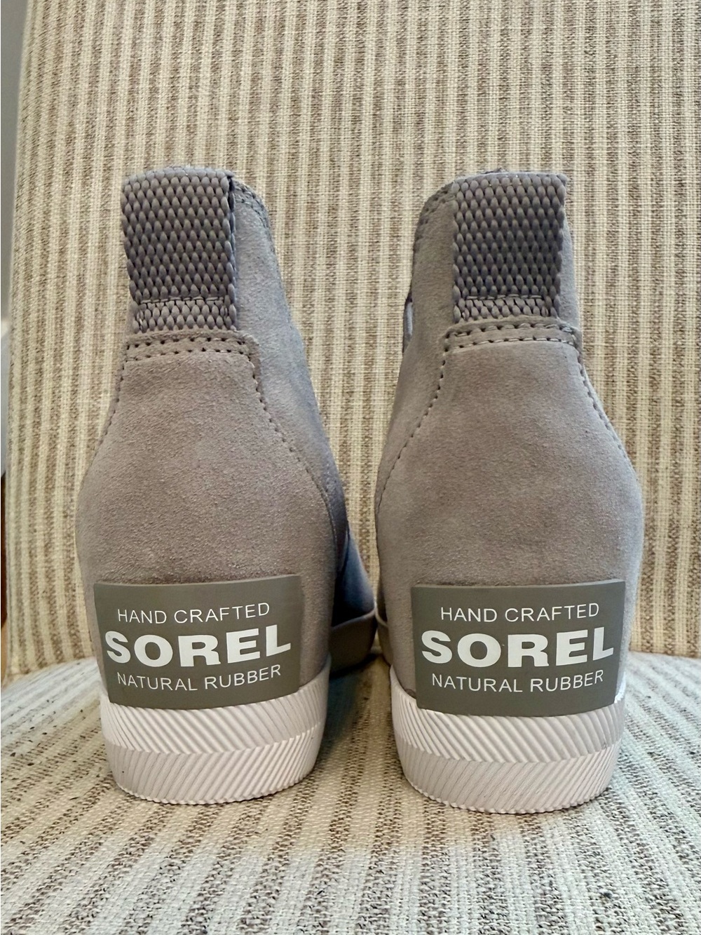 New Women's Sorel Out & Slip
On Wedge Chelsea grey suede boots # Chelsea #Fall - Picture 4 of 5